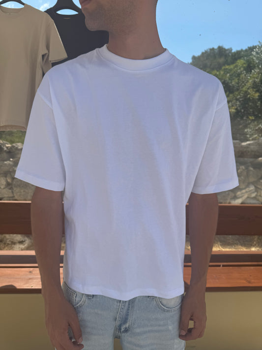 BASIC T-SHIRT