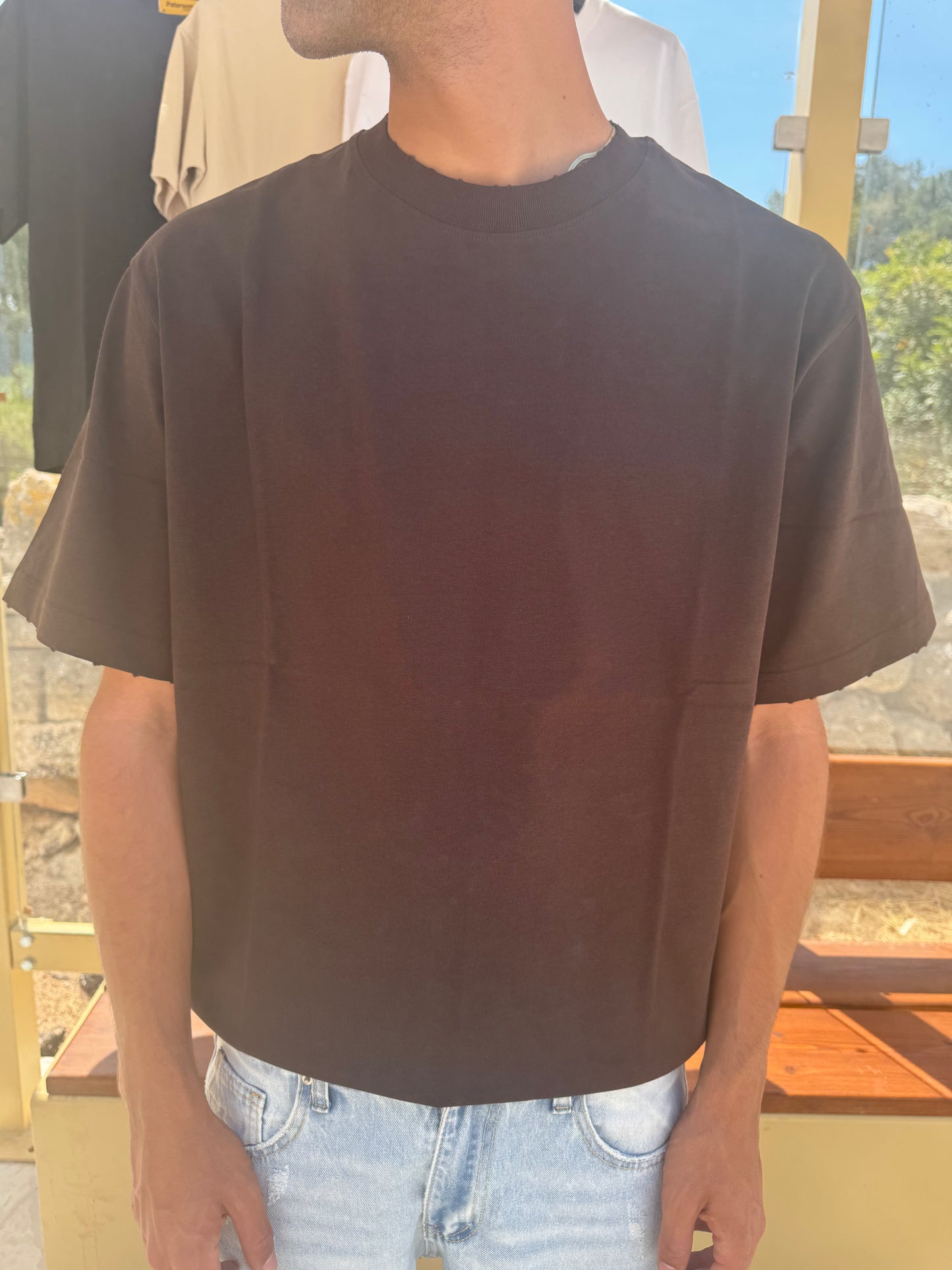 BASIC T-SHIRT