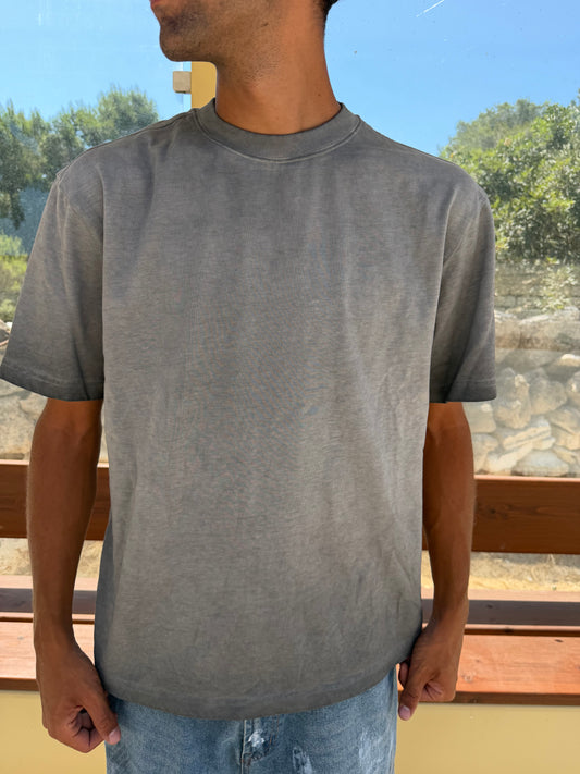 T-SHIRT WASHED R4 GRIGIO – vista frontale